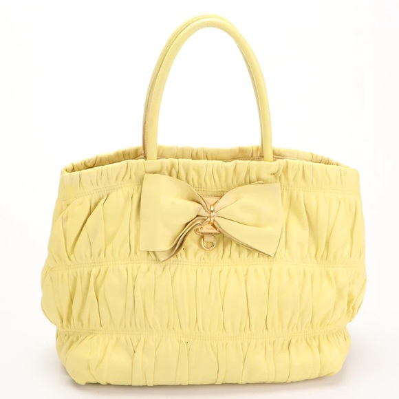 Beautiful Prada Nappa Gaufre Ruched Bow Yellow Leather Bag - Picture 3 of 10